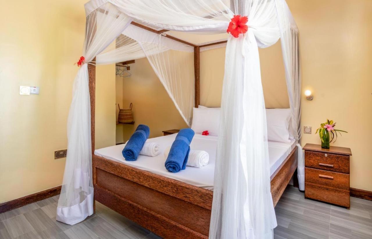 Amber Lodge Pongwe Dış mekan fotoğraf