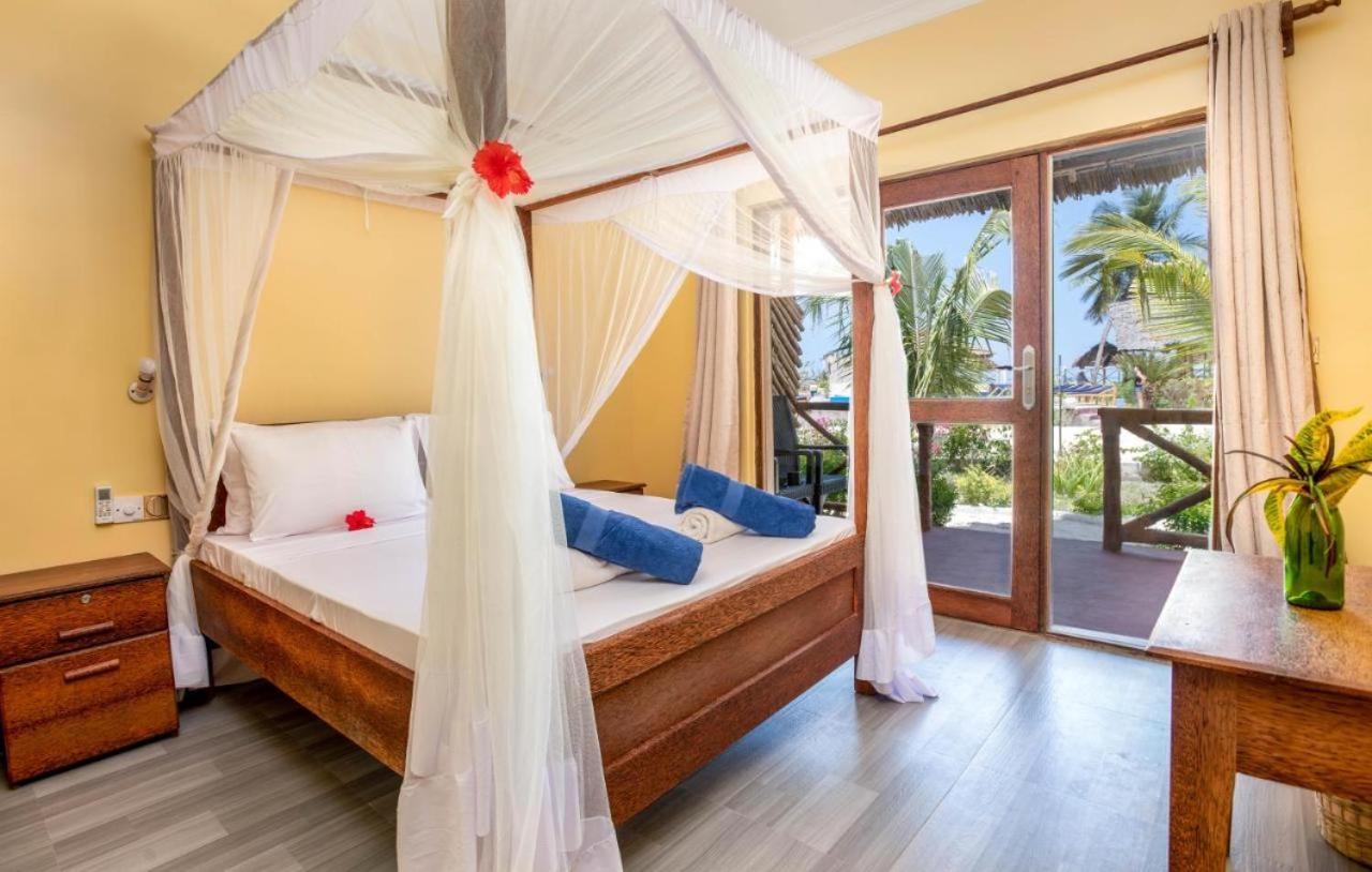 Amber Lodge Pongwe Dış mekan fotoğraf